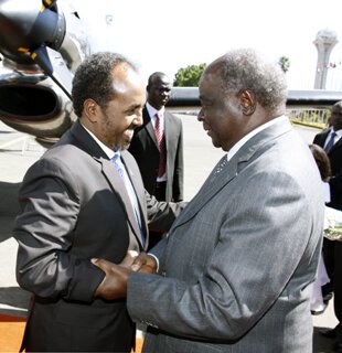 Kenya-Kibaki-Somali President